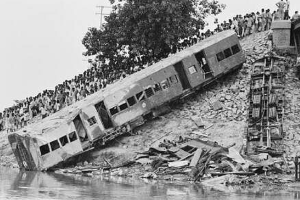Biggest Rail Accident in India: भारत की सबसे बड़ी रेल दुर्घटना, 800 लोगों ने गवाई थी अपनी जान