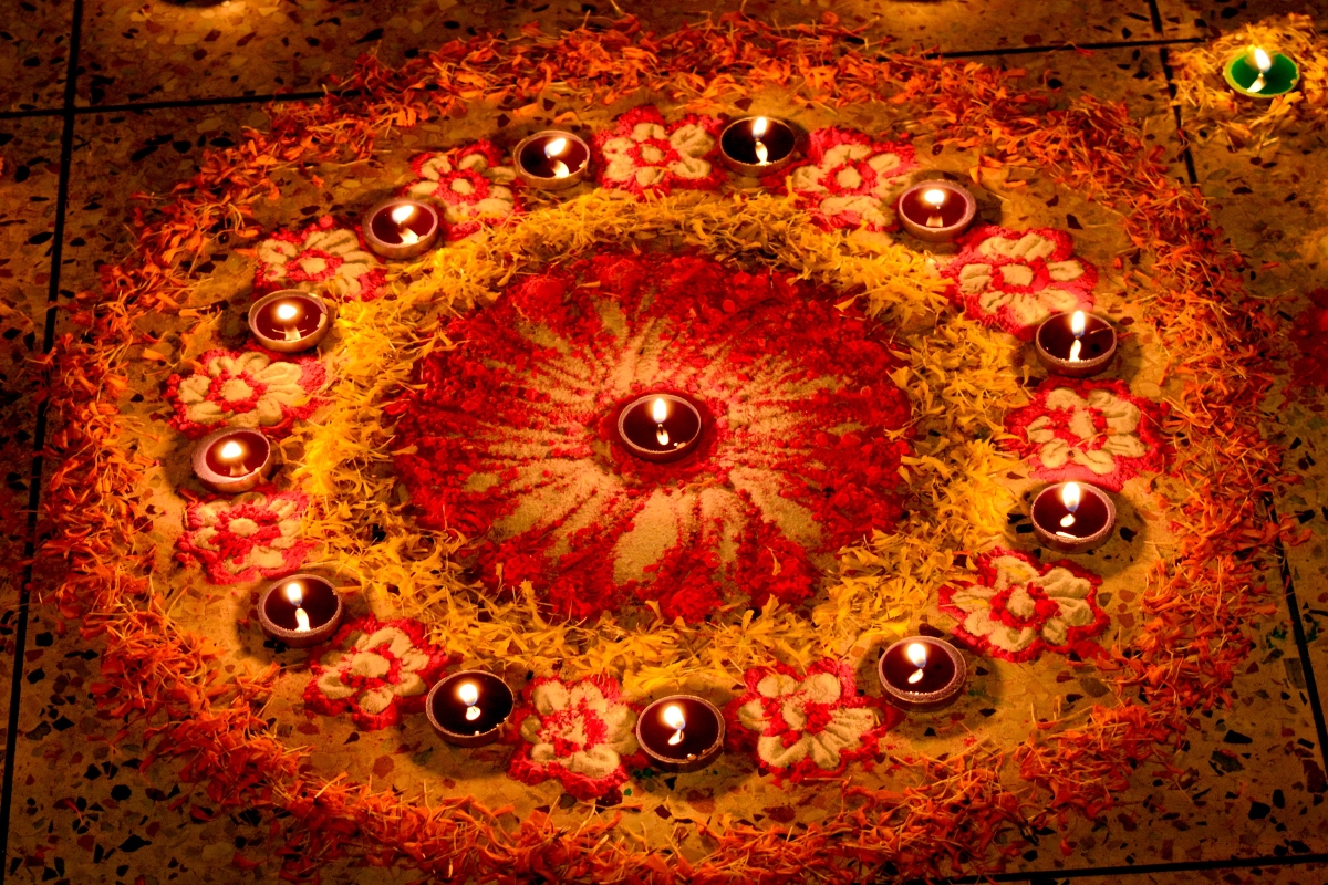 Happy Dhanteras 2023 Wishes: धनतेरस पर अपनों को भेजे शुभकामनाएं, मनाएं खुशियों का दिन
